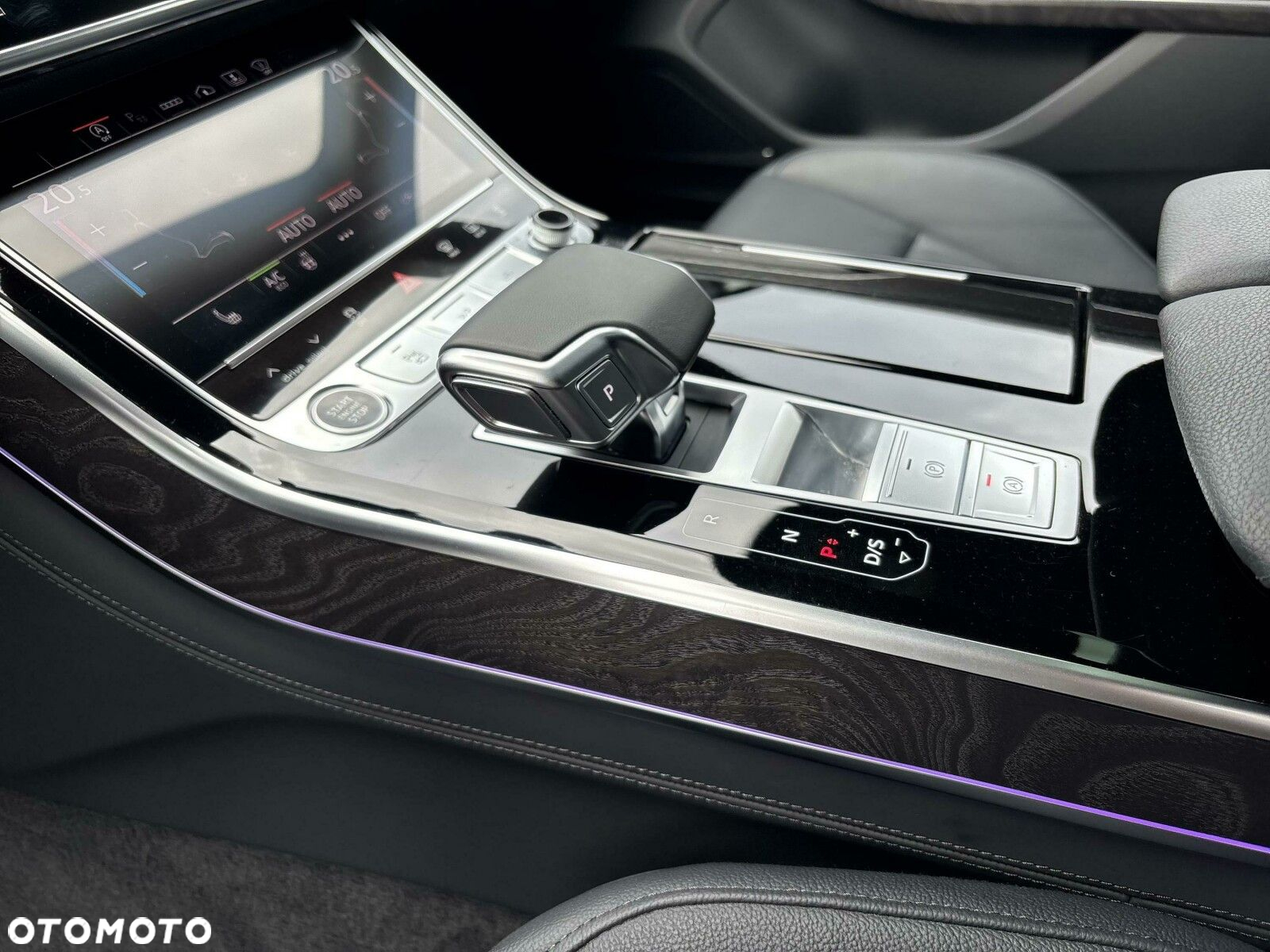 Audi A8 - 16