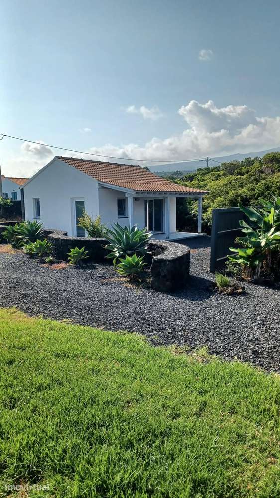 Moradia na Ilha do Pico - ARCOS - Grande imagem: 2/17