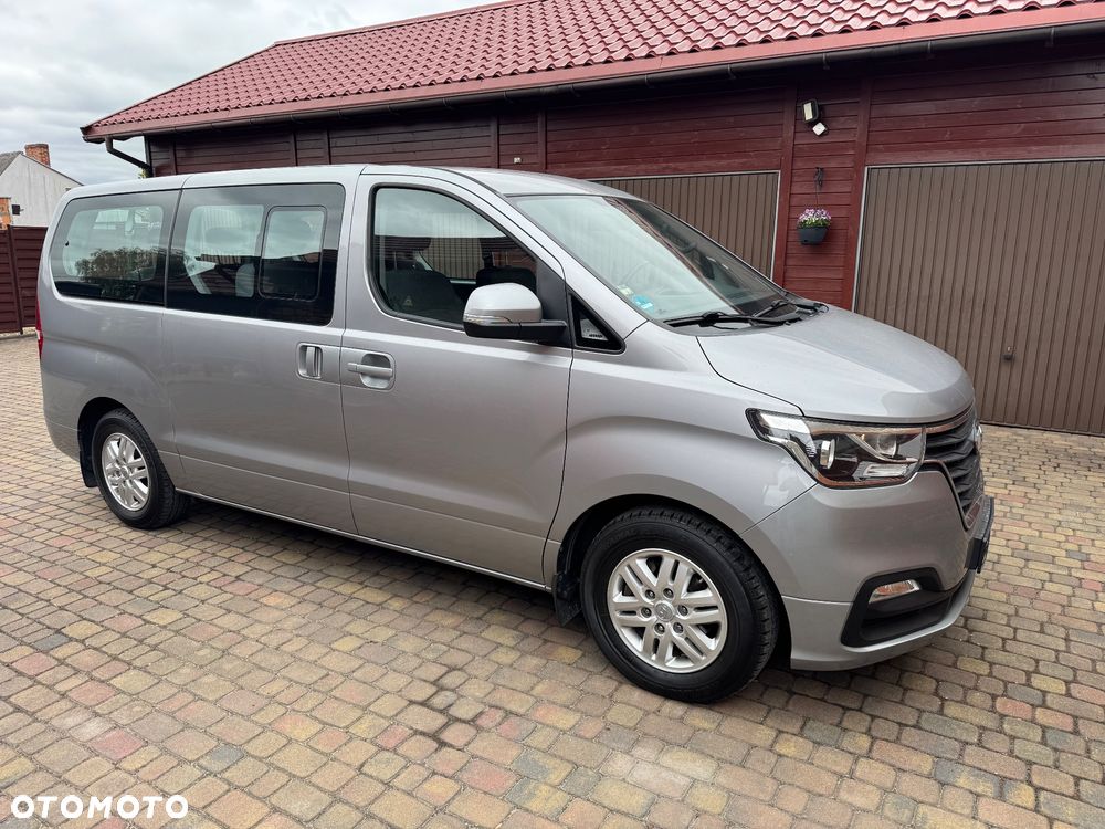 Hyundai H-1 2.5 CRDi Travel Comfort - 10
