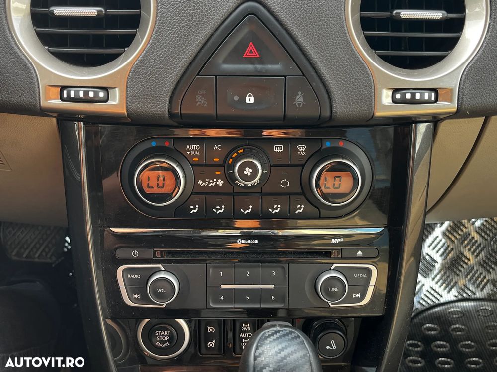 Renault Koleos dCi 175 FAP 4x4 Aut. Night and Day - 23