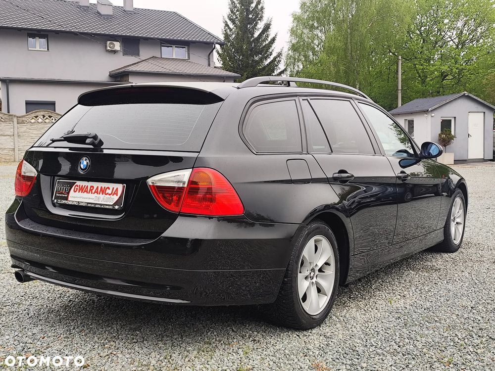 BMW Seria 3 318i - 7