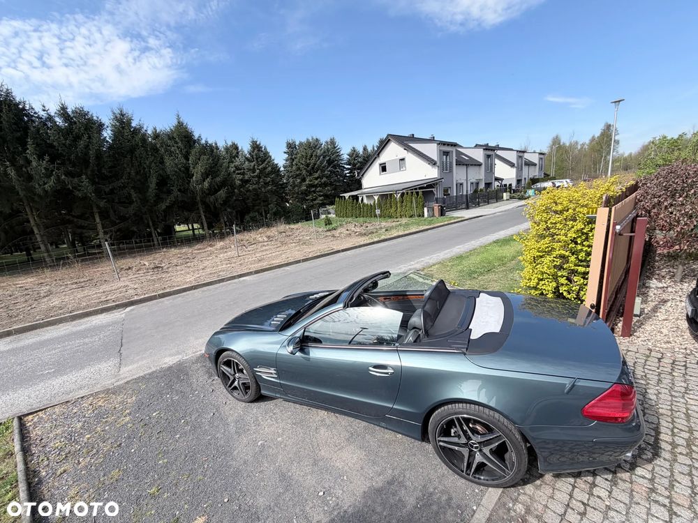 Mercedes-Benz SL - 13