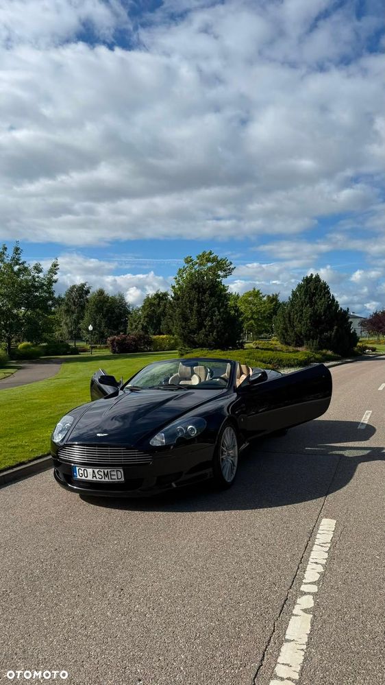 Aston Martin DB9 - 5