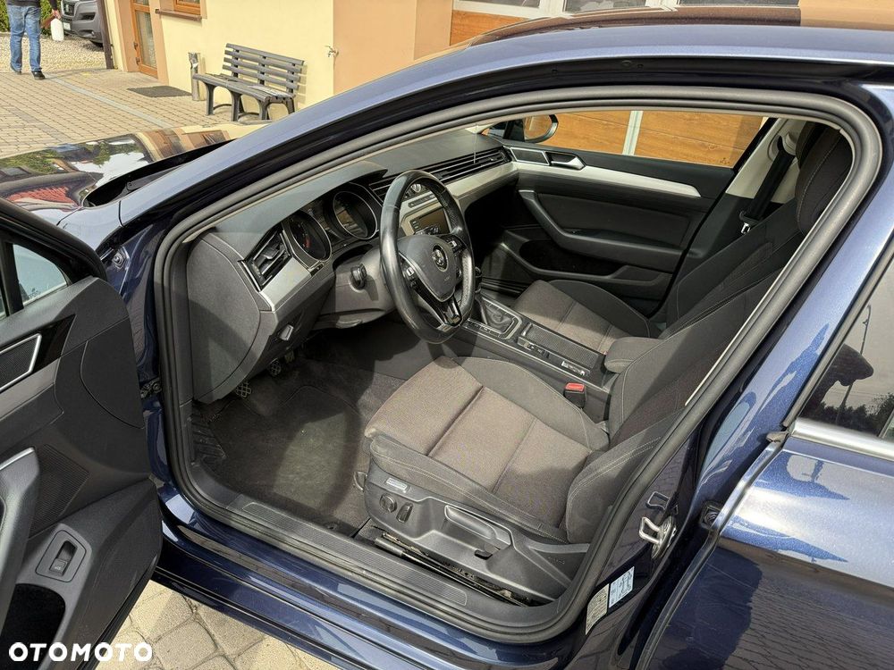 Volkswagen Passat 1.8 TSI BMT Comfortline - 20