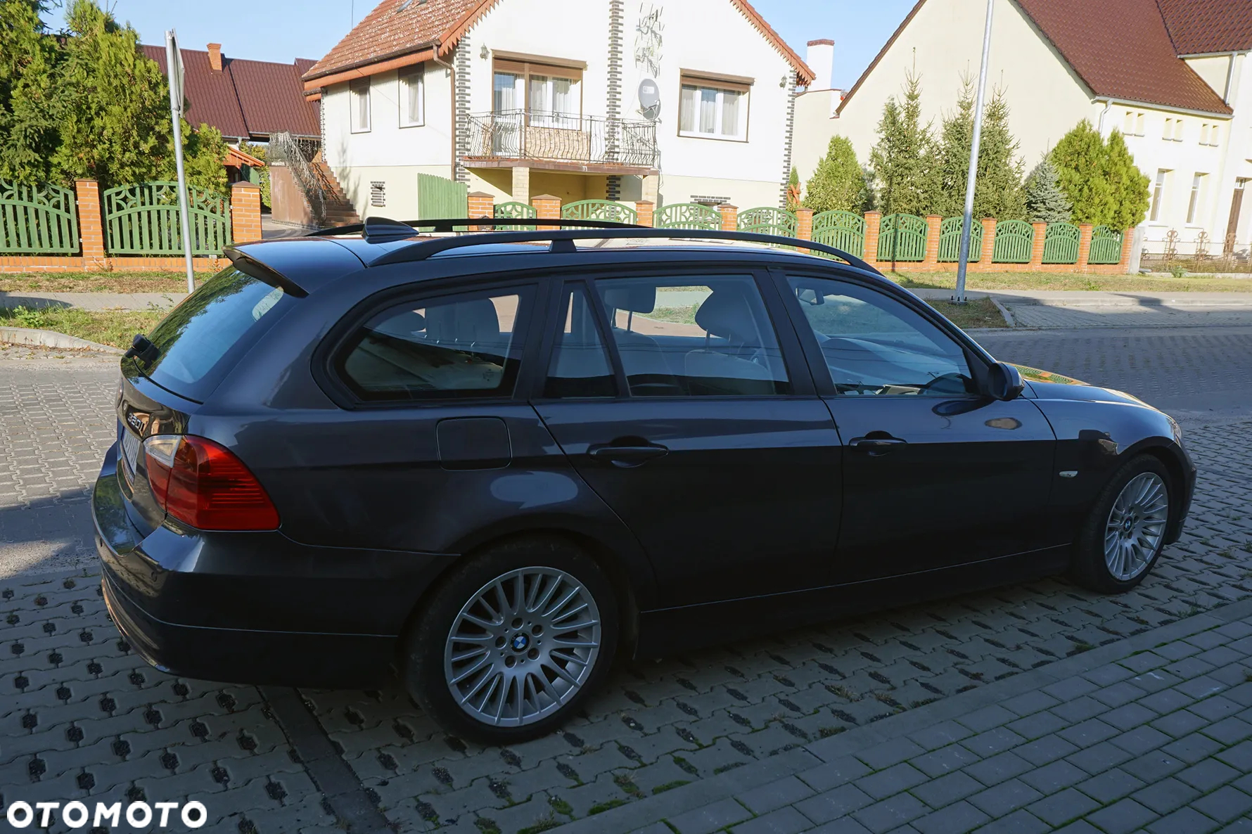 BMW Seria 3 320i Touring - 4