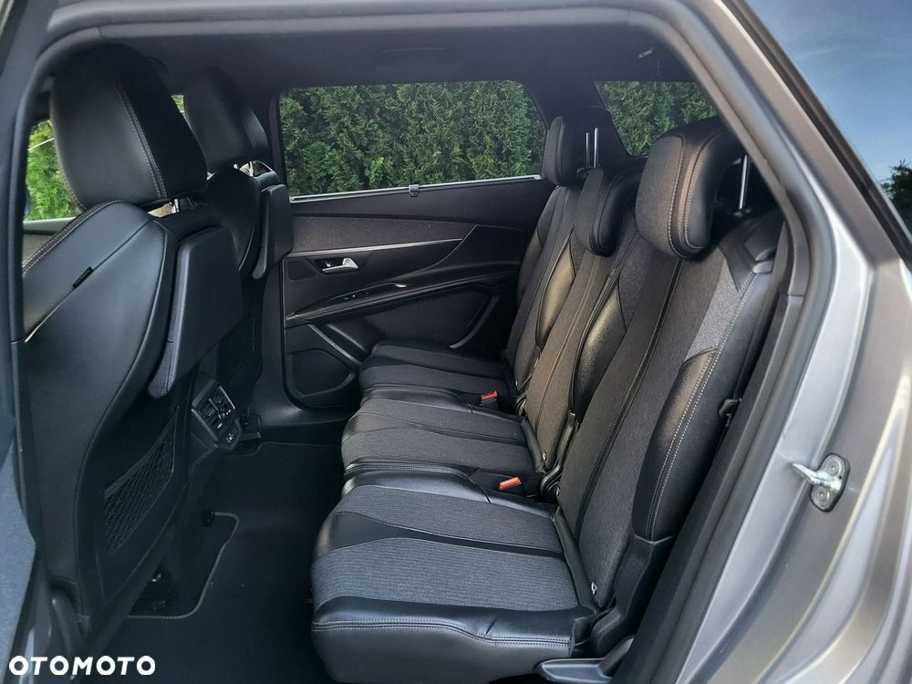 Peugeot 5008 - 14