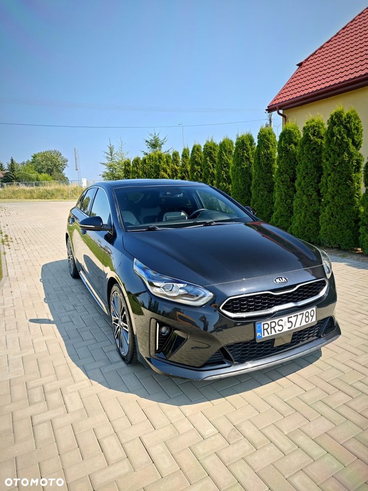 Kia ProCeed