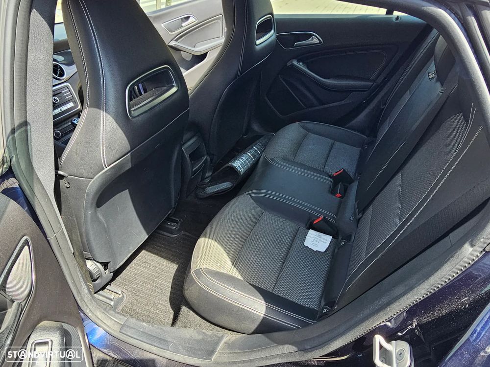 Mercedes-Benz CLA 180 d BlueEFFICIENCY Edition - 8