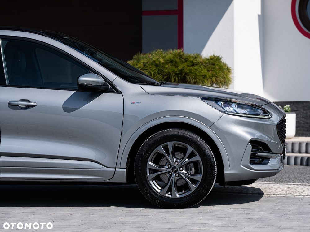 Ford Kuga 1.5 EcoBoost ST-LINE X - 9