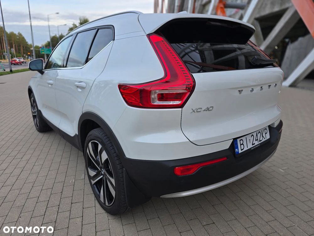 Volvo XC 40 B5 B AWD Ultimate Bright - 13