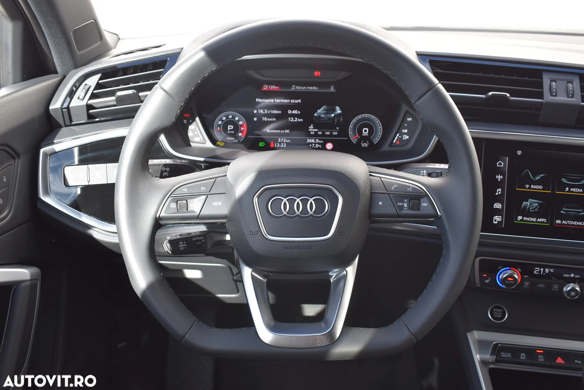 Audi Q3 2.0 40 TFSI S tronic quattro Advanced - 29