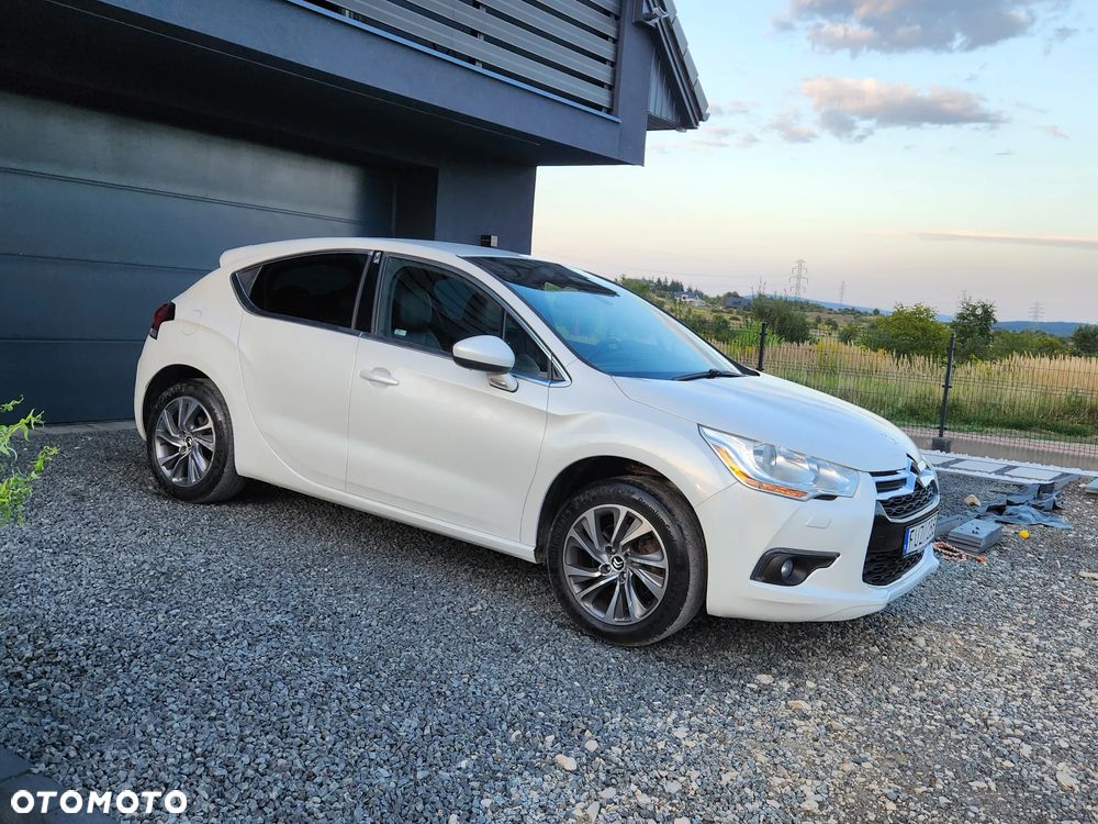 Citroën DS4 HDi 165 SoChic - 36