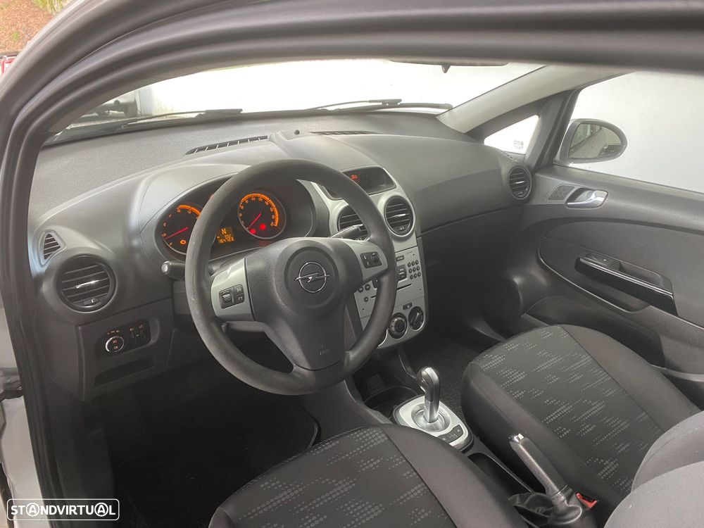 Opel Corsa 1.2 Enjoy Easytronic - 12