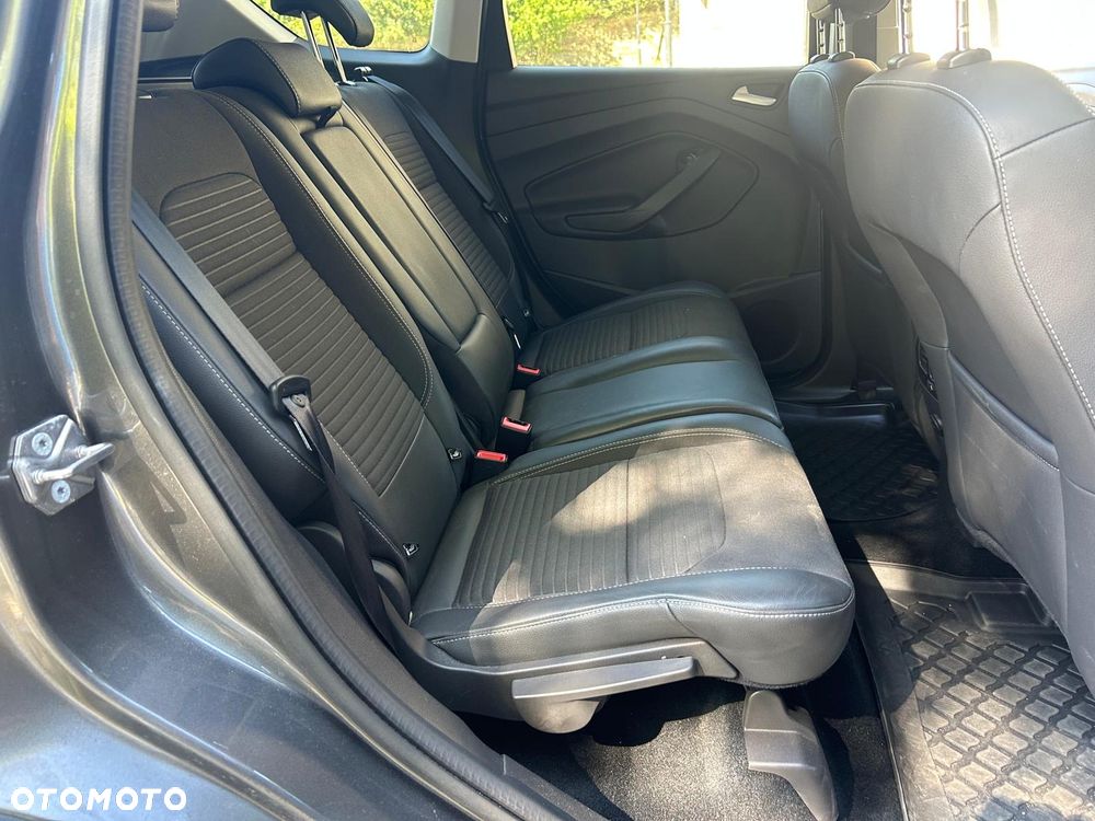 Ford Kuga 2.0 TDCi AWD Titanium - 14