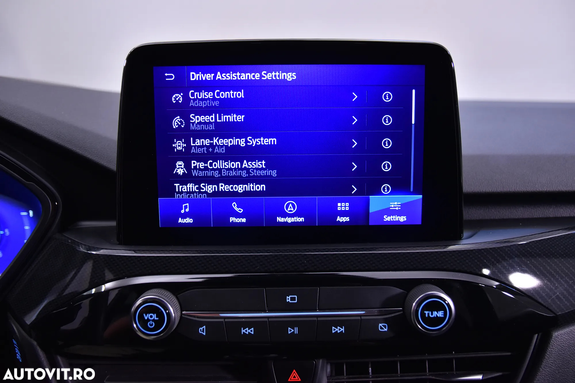 Ford Kuga - 20