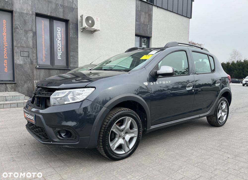 Dacia Sandero Stepway - 1
