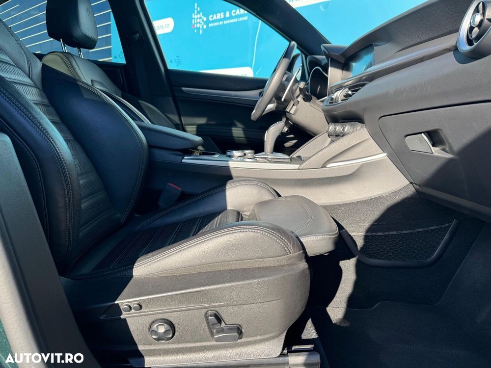 Alfa Romeo Stelvio - 21