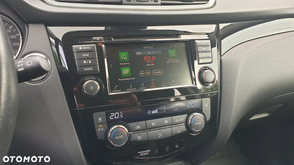 Nissan Qashqai 1.3 DIG-T N-Connecta EU6d - 21