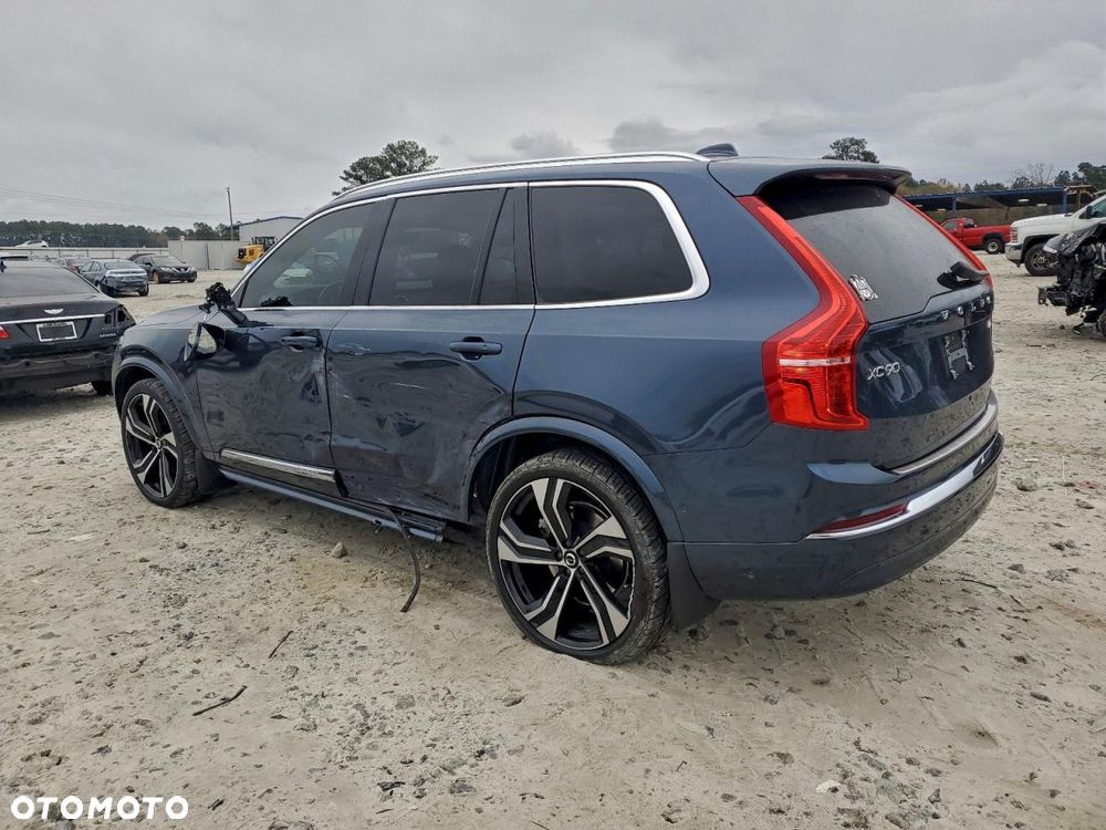 Volvo XC 90 - 3