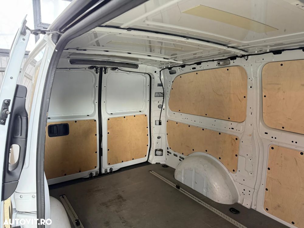 Mercedes-Benz Vito - 25