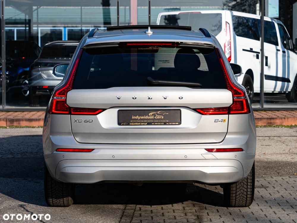 Volvo XC 60 B4 D Geartronic Momentum Pro - 19