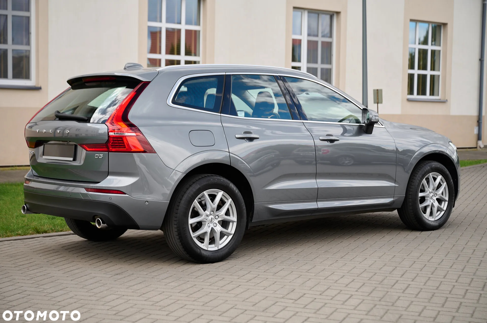 Volvo XC 60 D3 Momentum Pro - 17