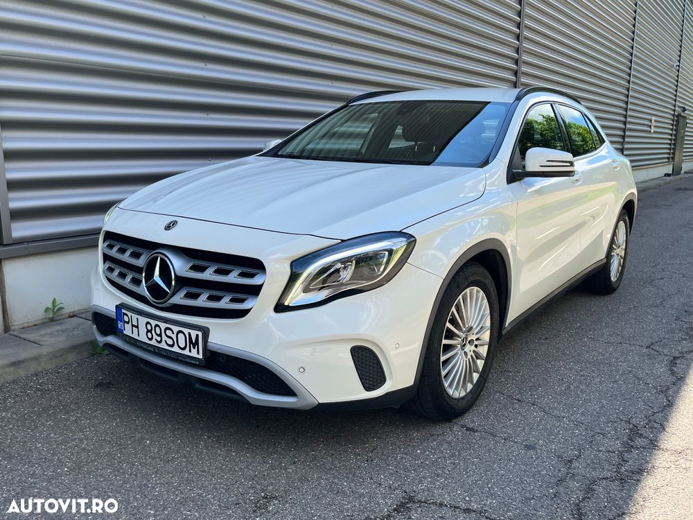 Mercedes-Benz GLA 200 d 4MATIC Aut. - 1