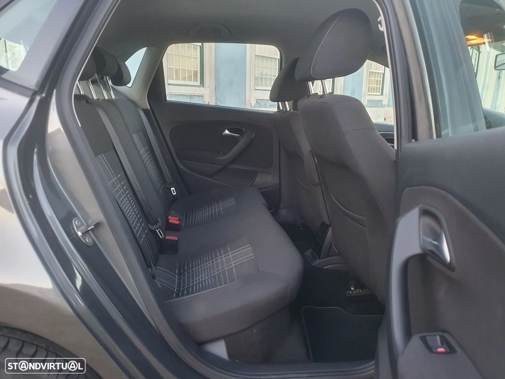 VW Polo 1.4 TDi Lounge - 47