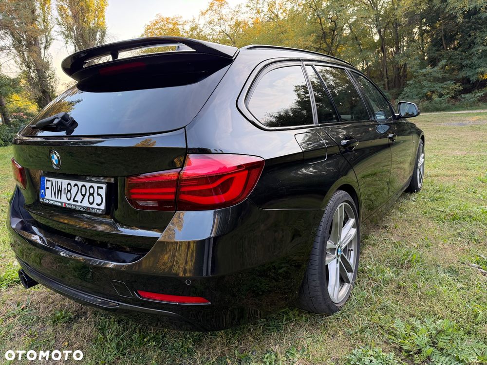 BMW Seria 3 330d xDrive Sport Line - 12