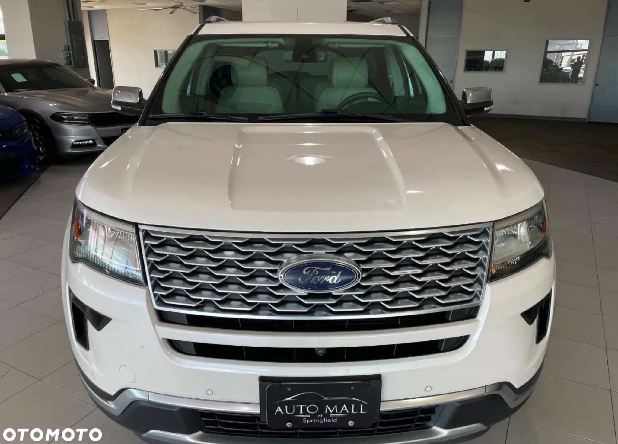 Ford Explorer - 2