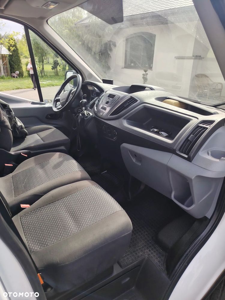 Ford TRANSIT - 1