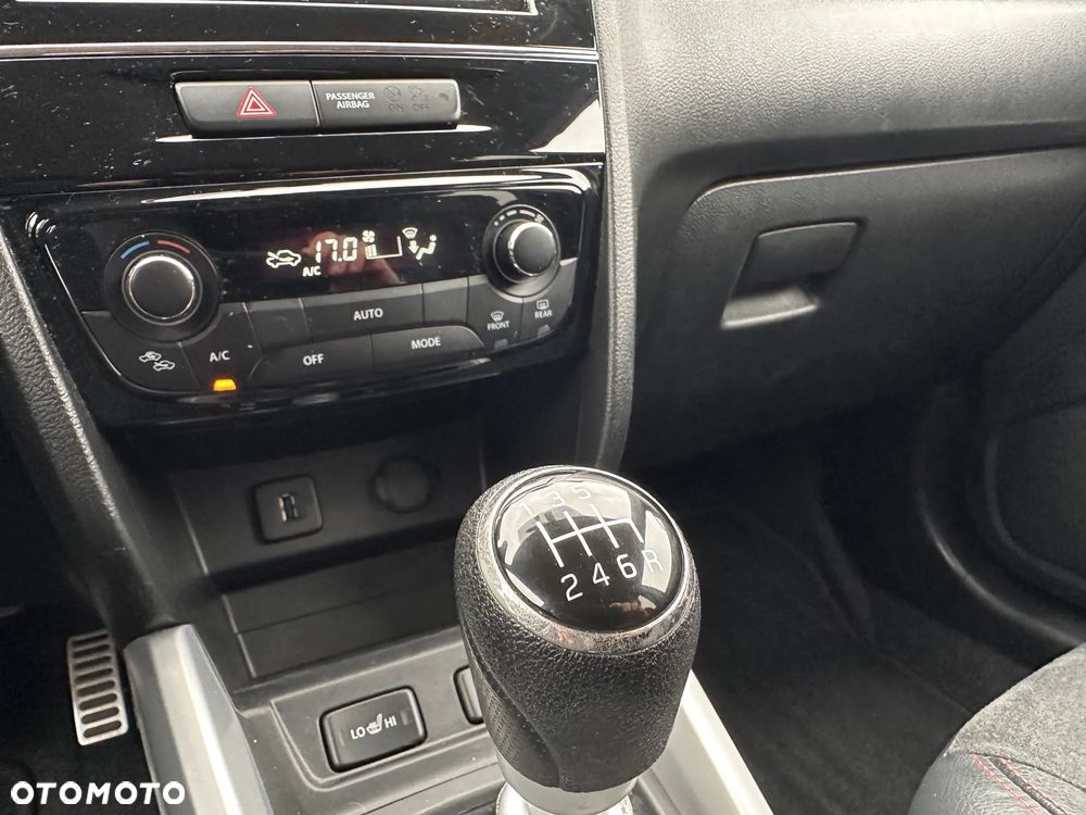 Suzuki Vitara 1.4 Boosterjet XLED 2WD - 25