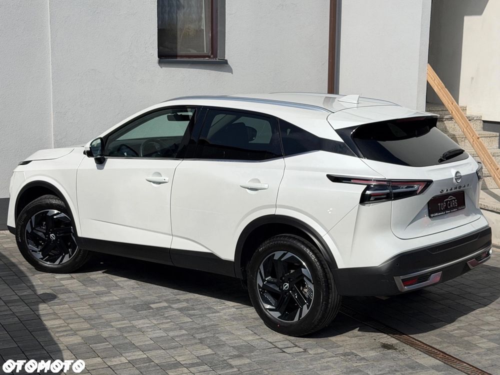 Nissan Qashqai 1.3 DIG-T mHEV N-Connecta Xtronic - 24