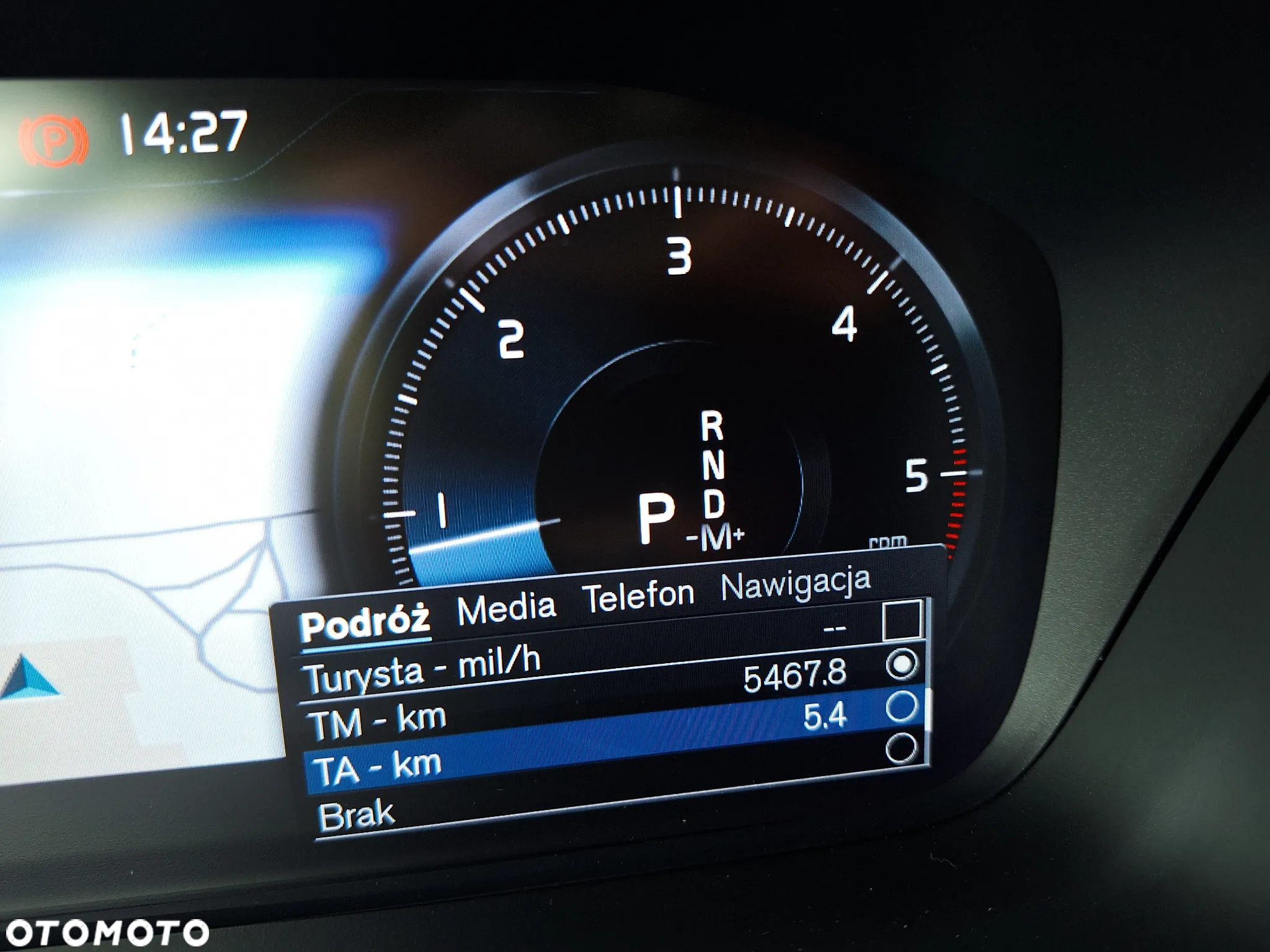 Volvo V60 D4 Momentum Pro - 31