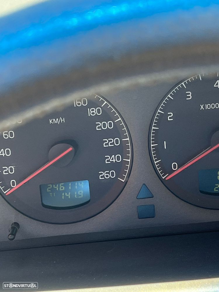 Volvo S60 2.0 T - 5
