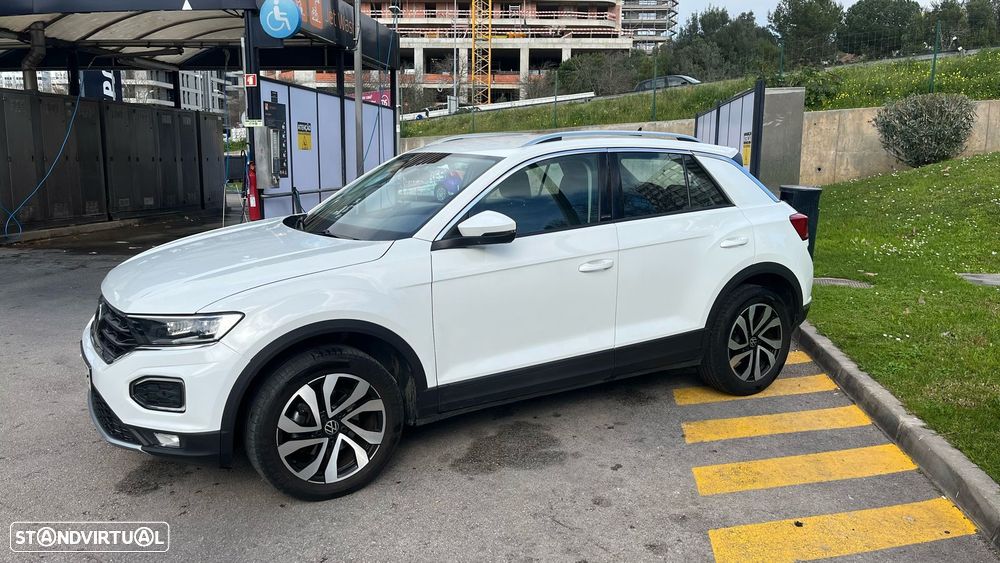 VW T-Roc 1.5 TSI OPF DSG ACTIVE - 8