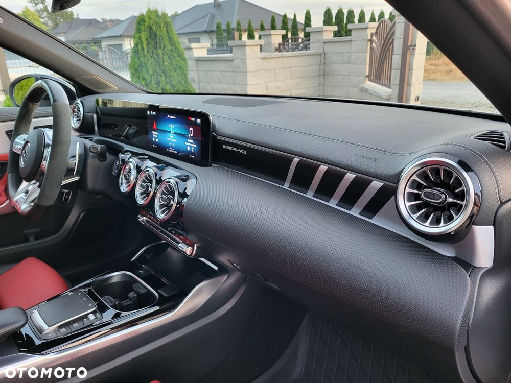 Mercedes-Benz Klasa A 35 AMG 4-Matic 7G-DCT - 13