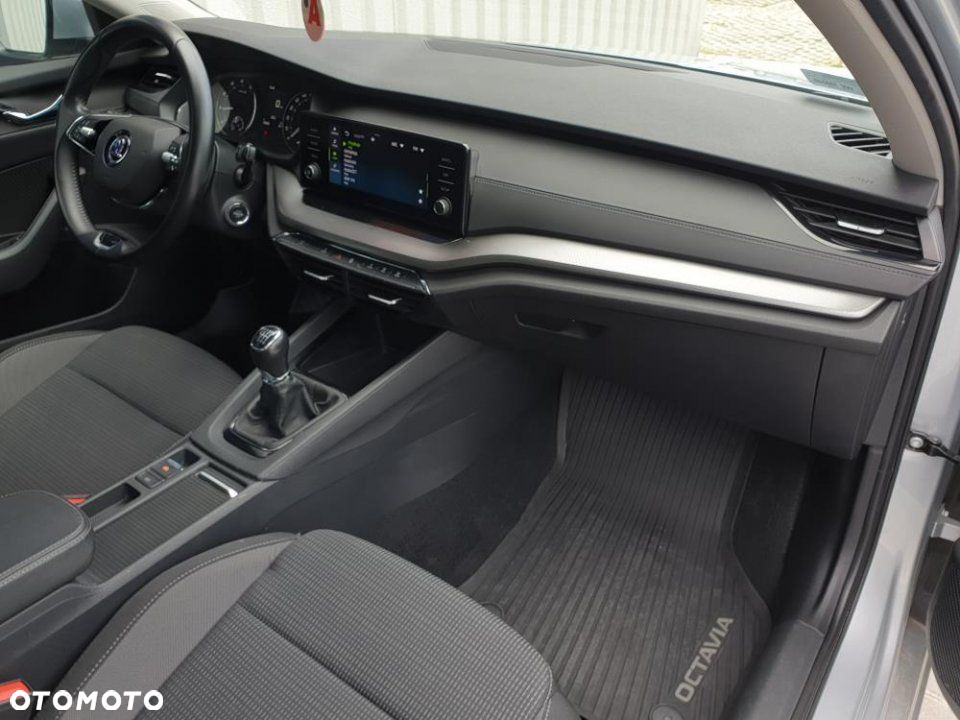 Skoda Octavia - 12