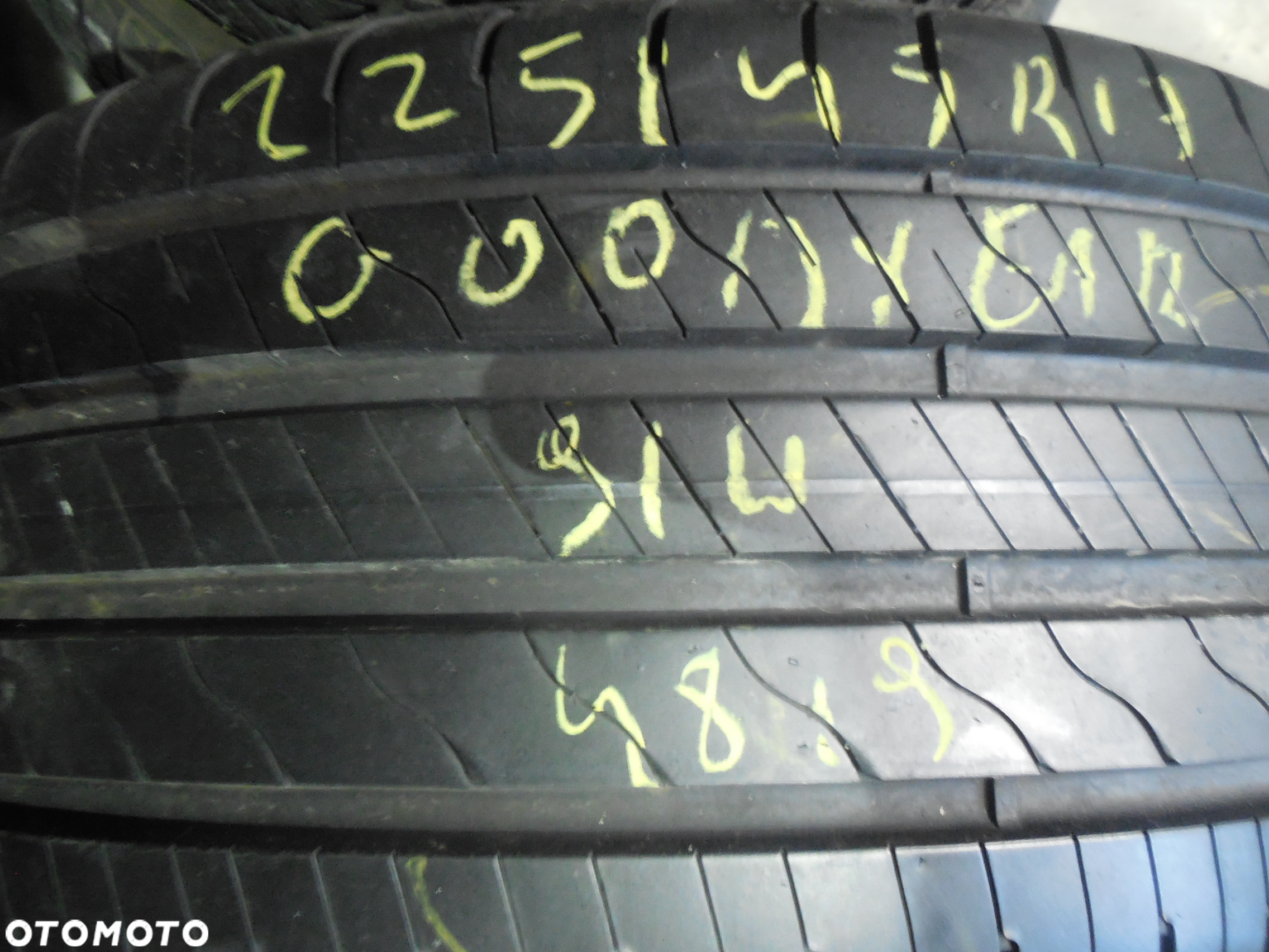 OPONY 225/45R17 GOODYEAR EFFICIENT GRIP PERFORMANCE 2 DOT 4420 / 4819 7.7MM - 2