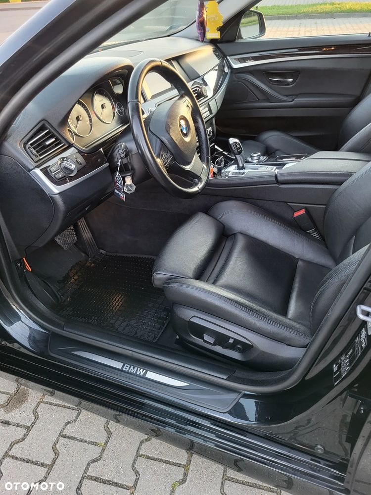 BMW Seria 5 520d - 6