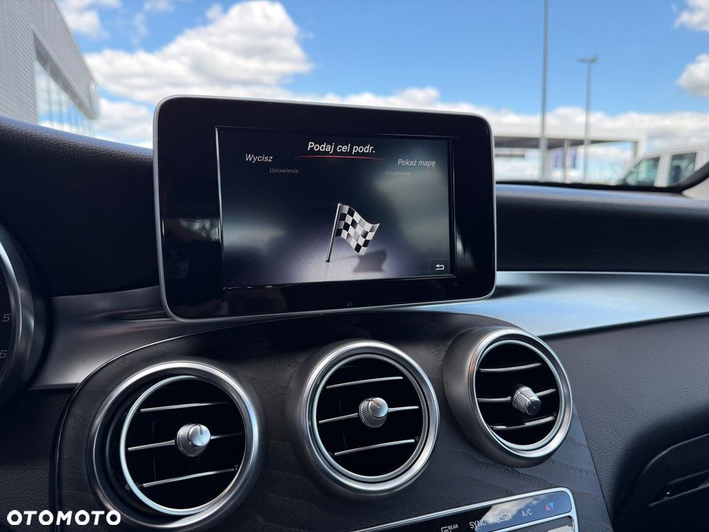 Mercedes-Benz GLC - 30