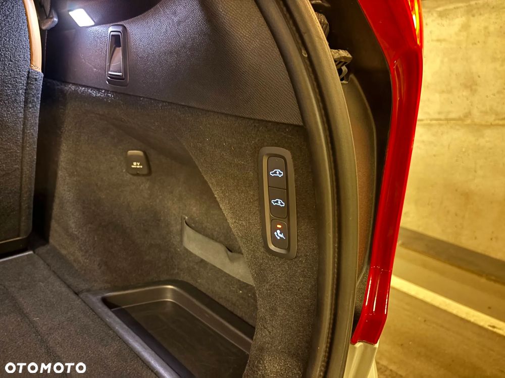 Volvo XC 90 D5 AWD Inscription 7os - 24