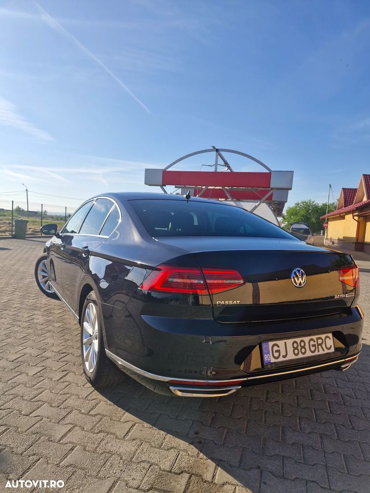 Volkswagen Passat 2.0 TDI (BlueMotion Technology) DSG Highline - 11