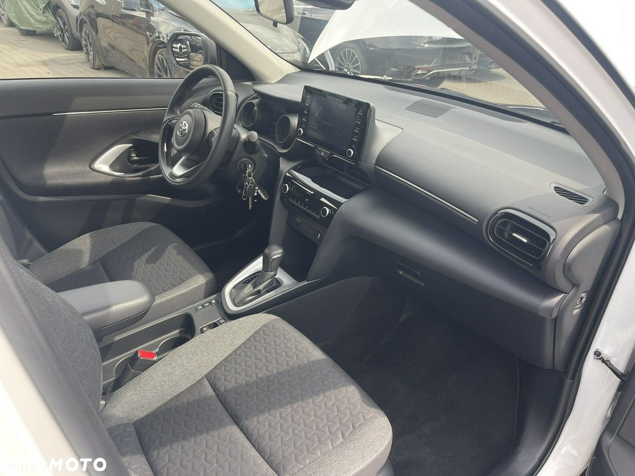 Toyota Yaris Cross Hybrid 1.5 Active - 9