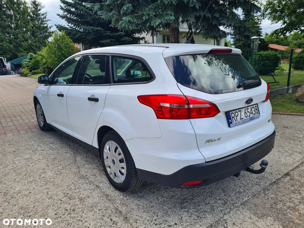 Ford Focus - 8