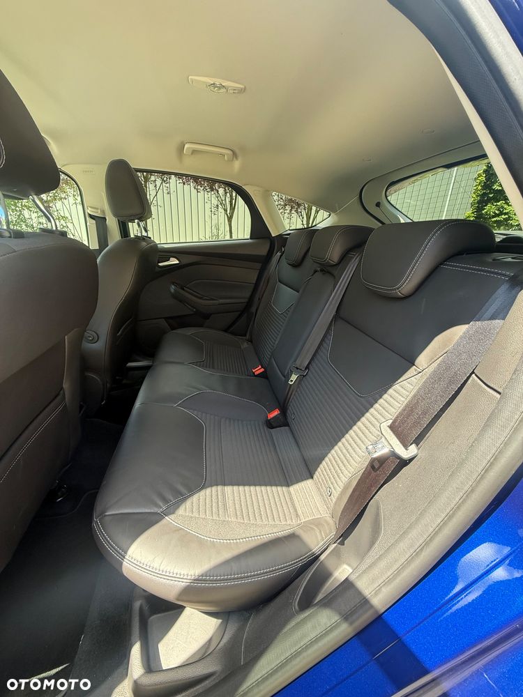 Ford Focus - 11