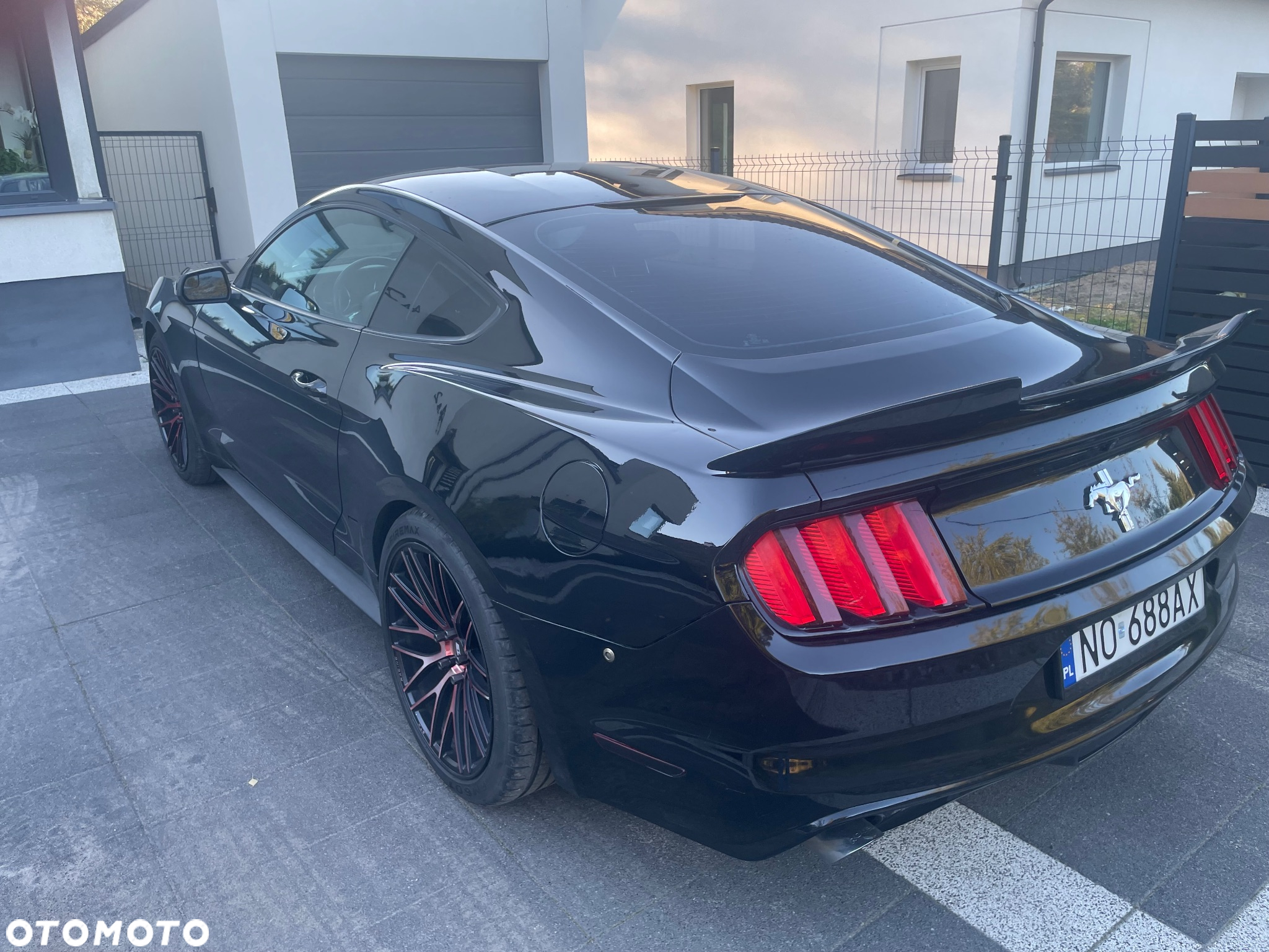 Ford Mustang 2.3 EcoBoost - 12