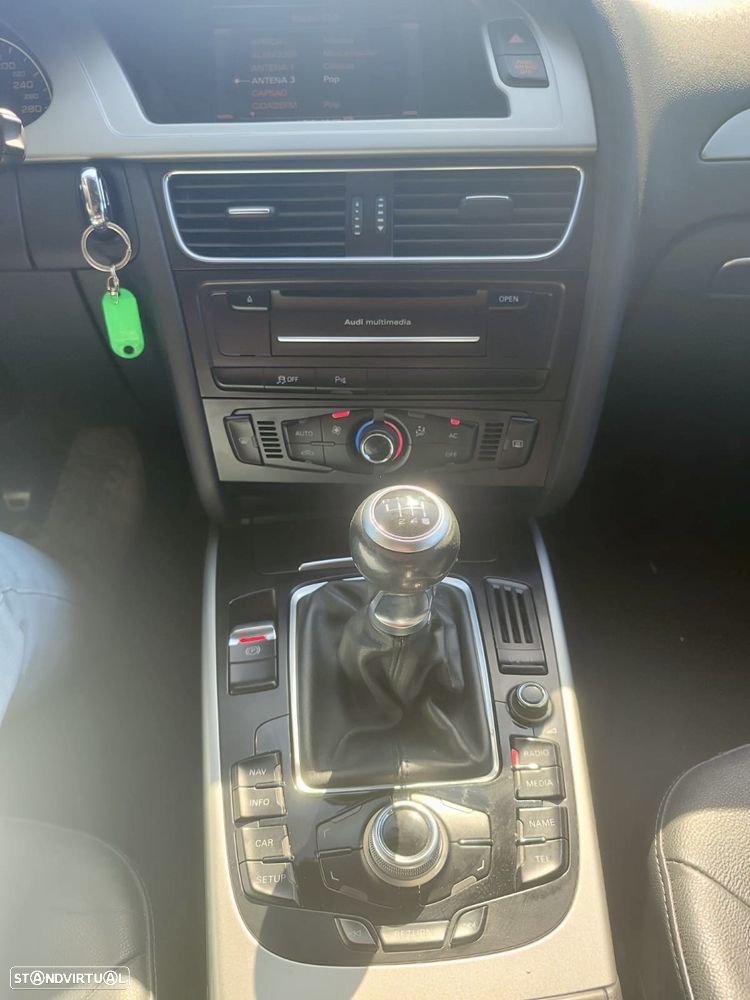 Audi A4 Avant 2.0 TDI S-line - 11