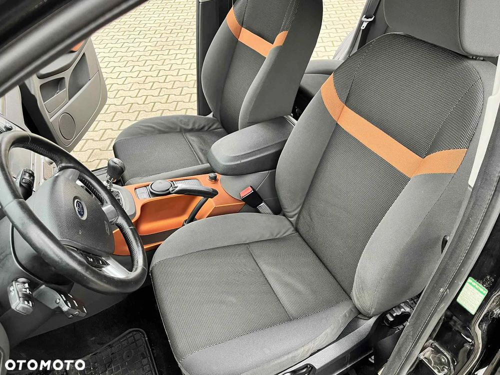 Ford Kuga 2.0 TDCi Titanium FWD - 17