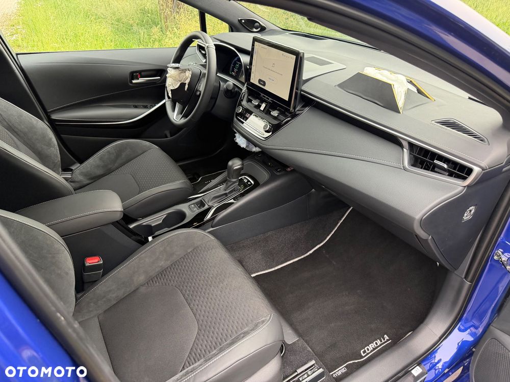 Toyota Corolla 1.8 Business Edition - 13